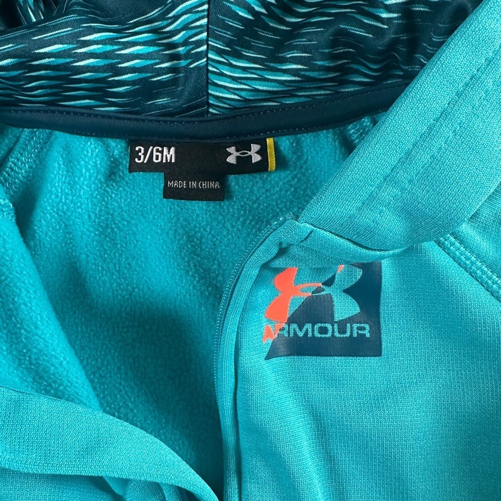 Under Armour baby sz 3-6 months, hooded zip jacket, spring, sweatshirt, like new - Picture 5 of 5